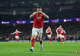 向鹏首轮对阵张本智和